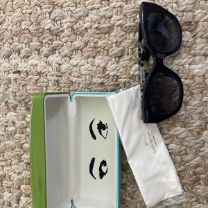 Kate Spade Sunglasses - Jalena’s Black with Sandstone Tortoiseshell - Never Worn